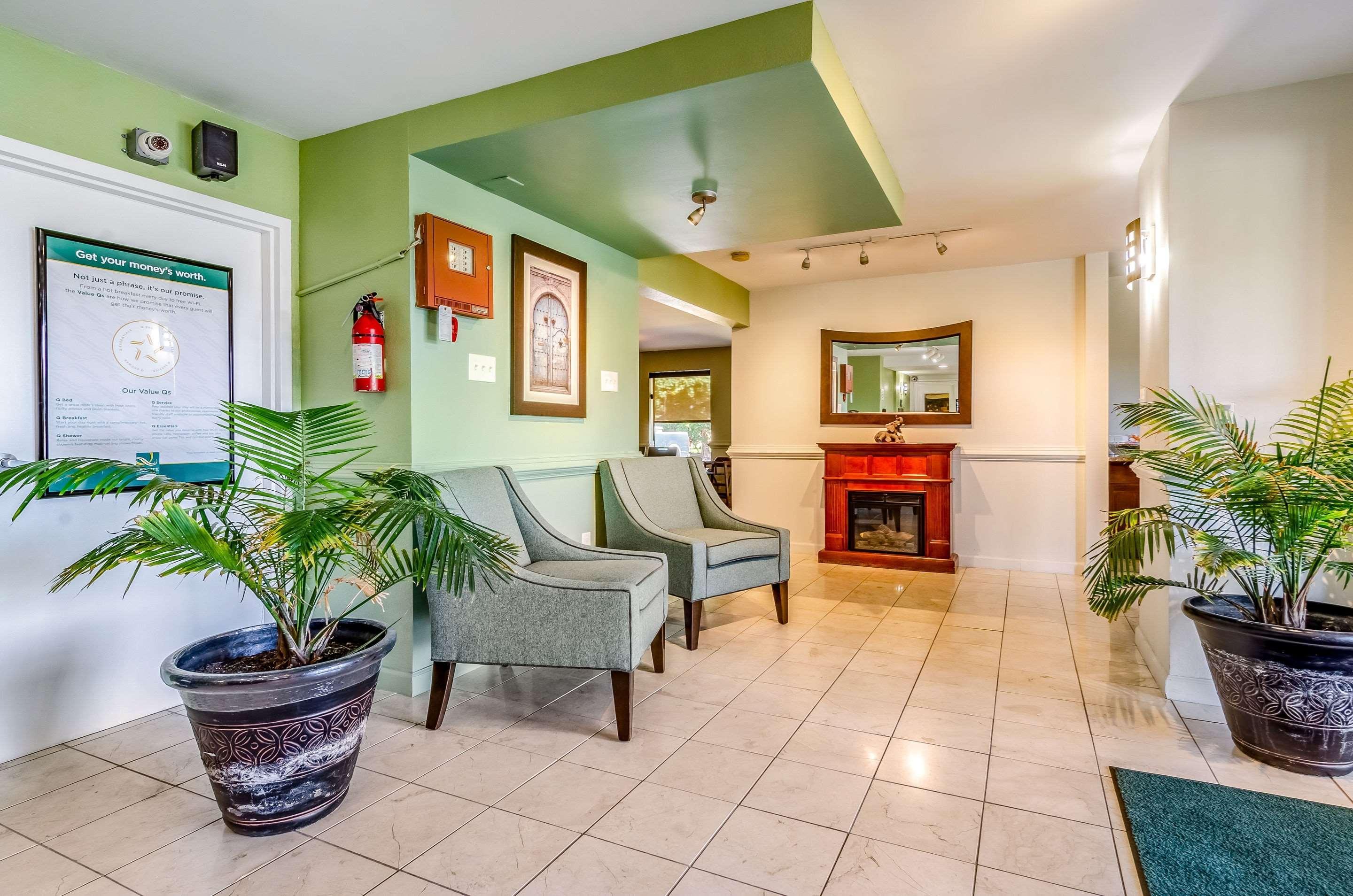 Quality Inn & Suites Creedmor - Butner Creedmoor Extérieur photo